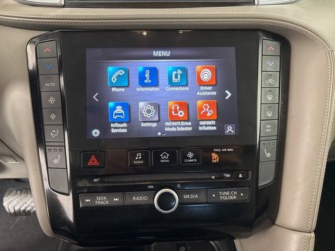 Used 2023 INFINITI QX50 Luxe image 17
