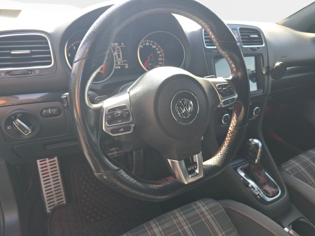 Used 2014 Volkswagen GTI Wolfsburg Edition FWD image 19