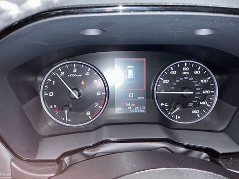 Used 2022 Subaru Outback Premium image 16