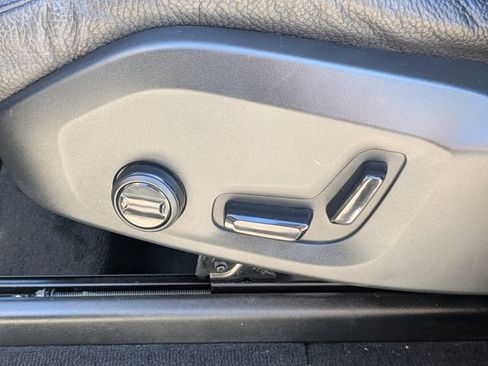 Certified 2023 Volvo XC90 B5 Plus image 26