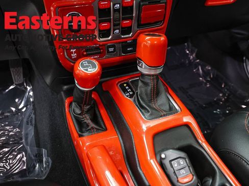 Used 2020 Jeep Wrangler Unlimited Rubicon AWD/4WD image 13