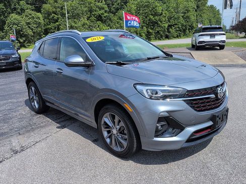 Used 2021 Buick Encore GX Essence w/ Sport Touring Package FWD image 1