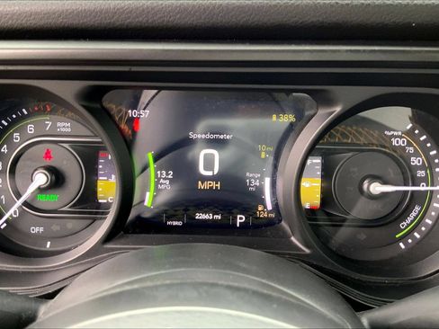 Certified 2024 Jeep Wrangler Unlimited AWD/4WD image 25