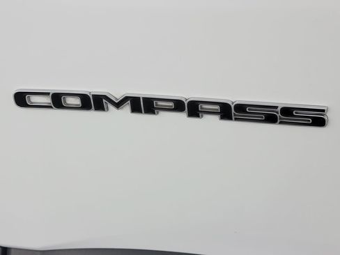 Used 2023 Jeep Compass Sport AWD/4WD image 10