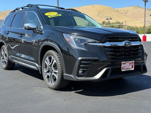 Used 2023 Subaru Ascent Limited w/ Technology Package AWD/4WD image 1