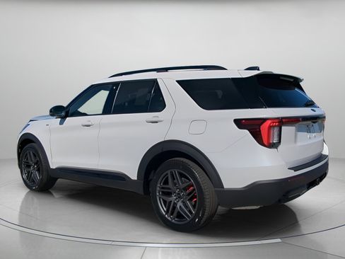 New 2026 Ford Explorer ST-Line w/ ST-Line Street Pack image 20