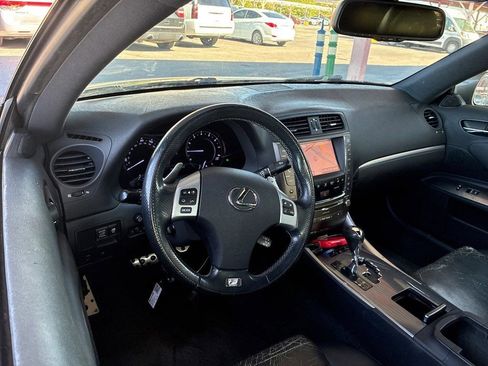 Used 2013 Lexus IS 250C image 10