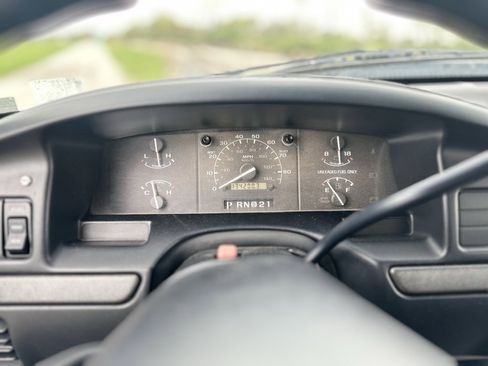 Used 1994 Ford F250 XL HD image 13
