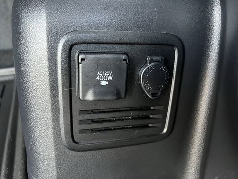 Used 2018 Toyota 4Runner Limited image 46