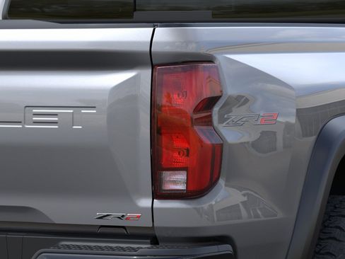 New 2026 Chevrolet Colorado ZR2 w/ Technology Package AWD/4WD image 12