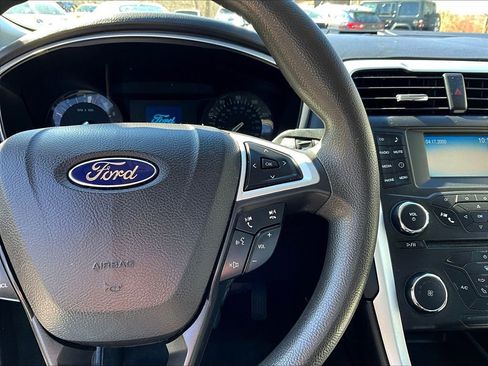 Used 2016 Ford Fusion S image 16