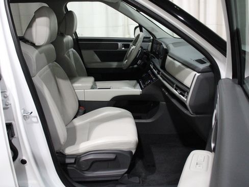 Used 2025 Hyundai Santa Fe SEL AWD/4WD image 31