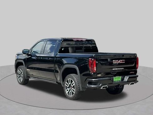 Used 2022 GMC Sierra 1500 AT4 w/ AT4 Premium Package AWD/4WD image 3