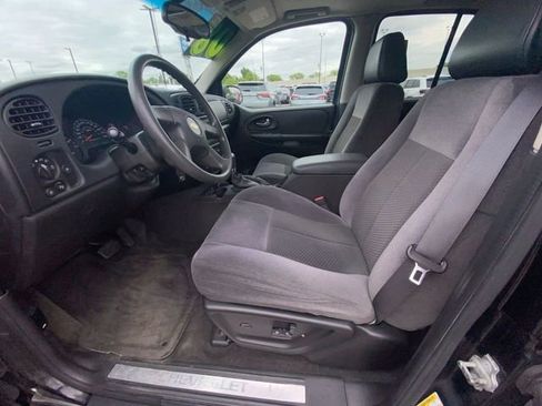 Used 2008 Chevrolet TrailBlazer LT w/ Sun And Sound Package AWD/4WD image 17
