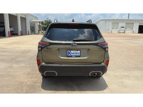 Used 2025 Subaru Forester Limited w/ Popular Package #2 AWD/4WD image 7