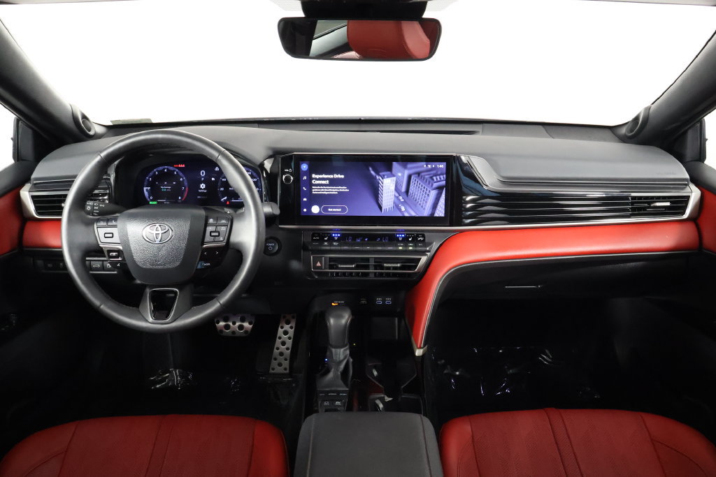 Used 2025 Toyota Camry XSE FWD image 8