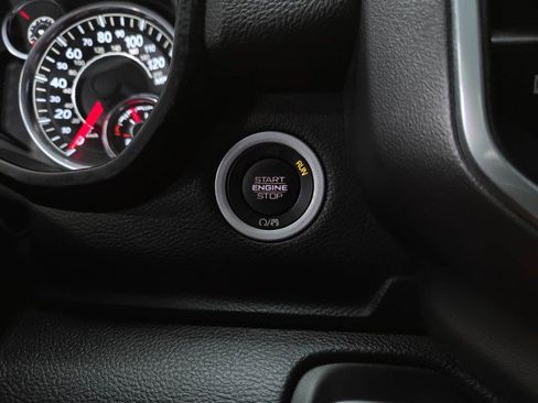 Used 2021 RAM 1500 Big Horn AWD/4WD image 24