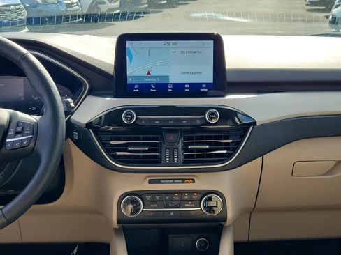 Used 2020 Ford Escape SEL AWD/4WD image 19