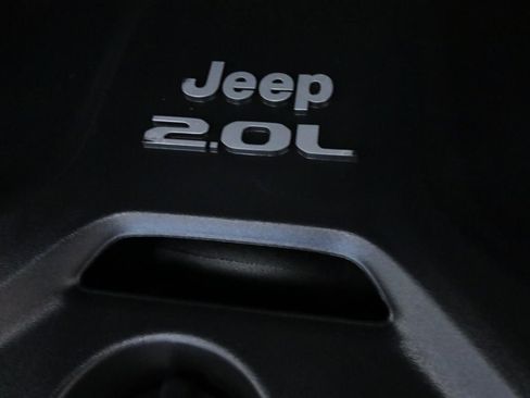 Used 2021 Jeep Wrangler Unlimited Rubicon image 9