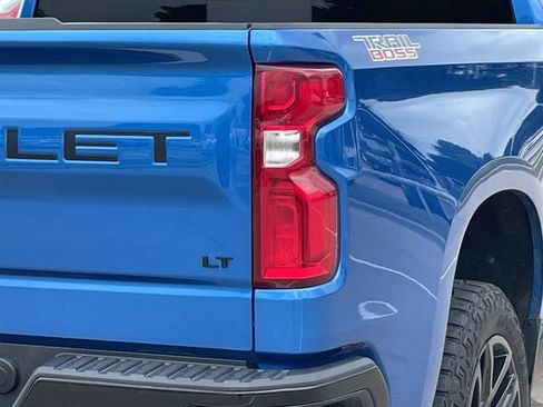Used 2024 Chevrolet Silverado 1500 LT Trail Boss w/ LT Trail Boss Premium Package AWD/4WD image 6