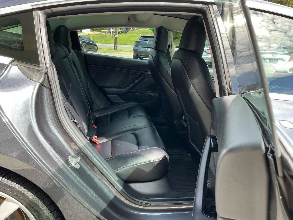 Used 2018 Tesla Model 3 Long Range AWD/4WD image 10