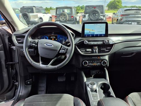 Certified 2022 Ford Escape SEL w/ SEL Stealth AWD Package image 14