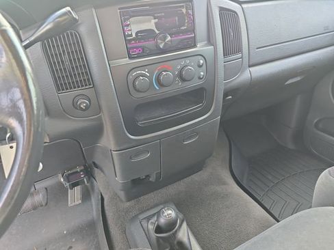 Used 2005 Dodge Ram 2500 Truck SLT w/ Quad Cab Big Horn Value Group image 24