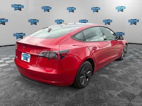 Used 2023 Tesla Model 3 Standard Range RWD image 5