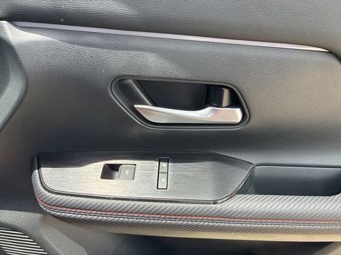 Used 2025 Nissan Kicks SR FWD image 14
