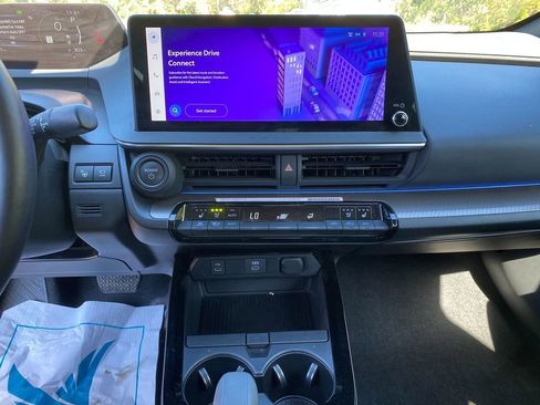 Used 2023 Toyota Prius Limited image 20
