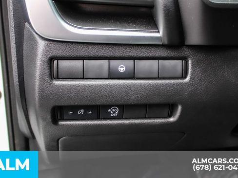 Used 2023 Nissan Rogue SV AWD/4WD image 30