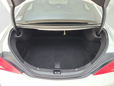 Used 2019 Mercedes-Benz CLA 250 image 32