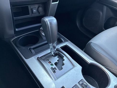 Used 2020 Toyota 4Runner SR5 Premium image 15