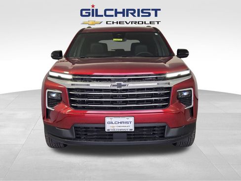 New 2026 Chevrolet Traverse LT w/ Sun and Wheel Package image 2