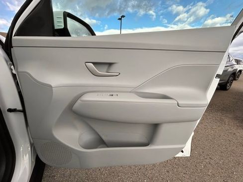 New 2026 Hyundai Kona SE AWD/4WD image 25