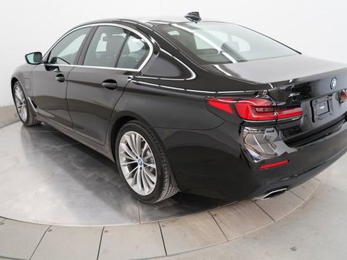 Used 2023 BMW 530e xDrive w/ Convenience Package image 35