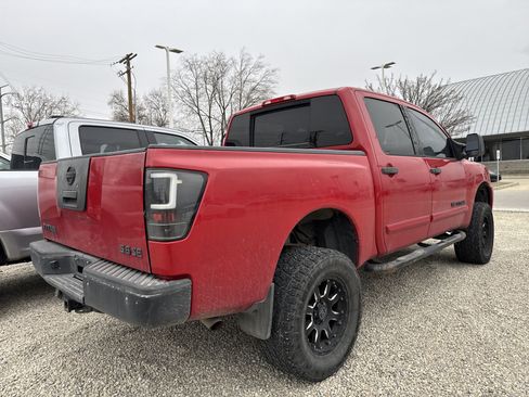 Used 2008 Nissan Titan SE image 3