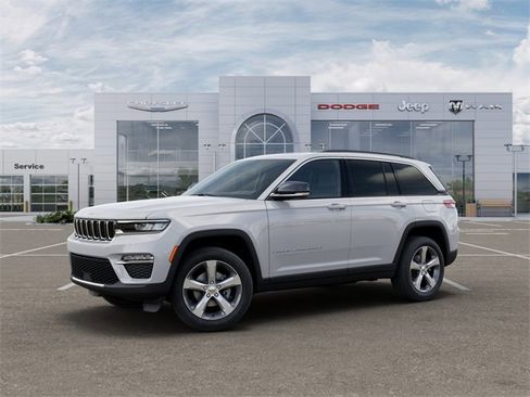New 2025 Jeep Grand Cherokee Limited w/ Trailer Tow Package image 2