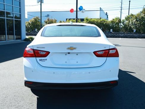 Used 2024 Chevrolet Malibu LT FWD image 7