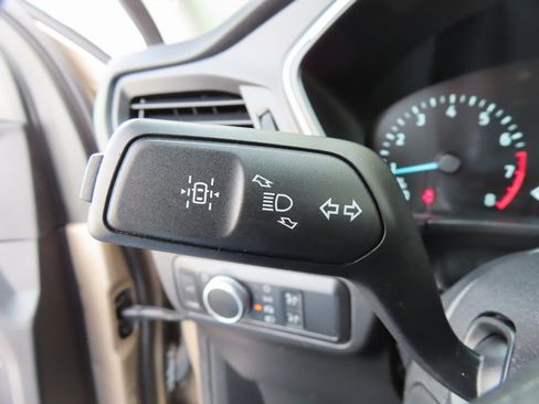 Used 2021 Ford Escape SE w/ Convenience Package image 20