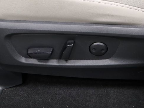 Used 2024 Nissan Pathfinder SL image 27