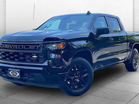 Used 2025 Chevrolet Silverado 1500 Custom AWD/4WD image 13