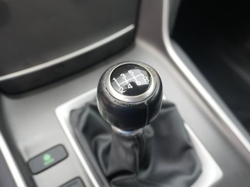Used 2018 Honda Accord Sport image 32