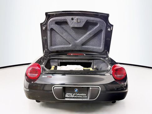 Used 2005 Ford Thunderbird RWD image 30