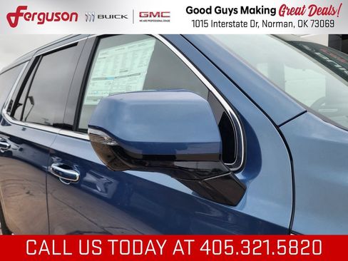 New 2026 GMC Yukon Denali w/ Denali Reserve Package AWD/4WD image 10