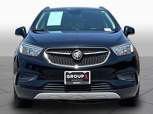 Used 2022 Buick Encore Preferred AWD/4WD image 4
