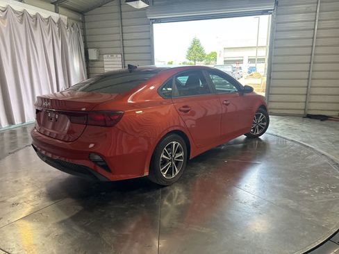 Used 2022 Kia Forte LXS image 6