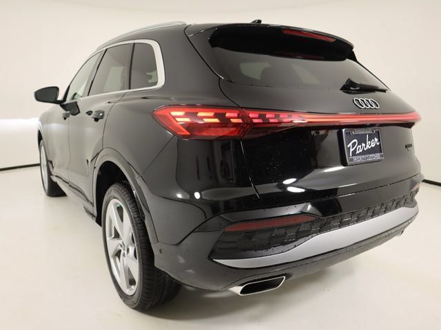New 2026 Audi Q5 Premium Plus AWD/4WD image 3