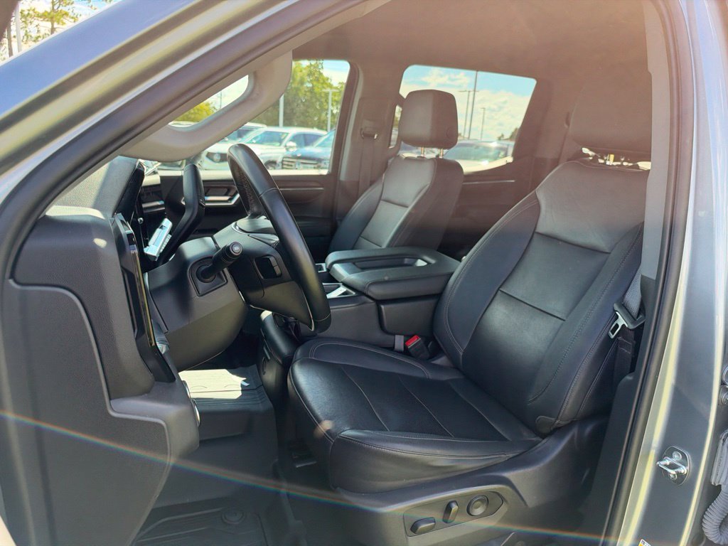 Used 2024 GMC Sierra 1500 SLT RWD image 14