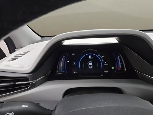 Used 2020 Hyundai Ioniq Limited image 29